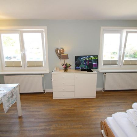 Haus Guenther - Mittelweg 1, App 1 Wenningstedt-Braderup Exteriör bild