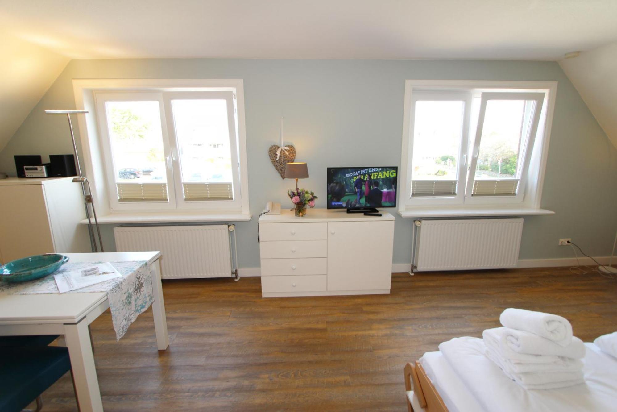 Haus Guenther - Mittelweg 1, App 1 Wenningstedt-Braderup Exteriör bild